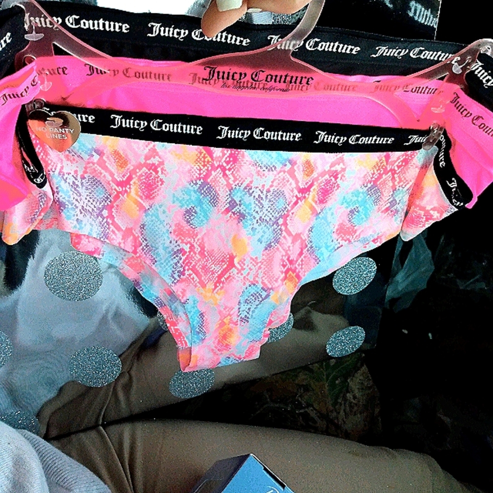 All 3 Pairs with tag!🌶Hot Juicy Cauture Panty! 🤩